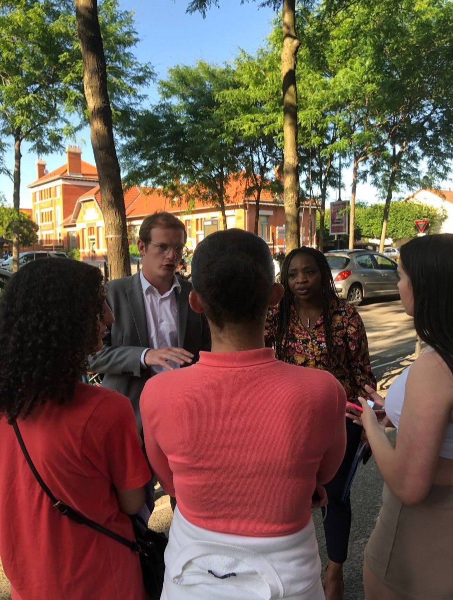 PierreCazeneuve's tweet image. J-4 avant le second tour !

La mobilisation continue et s'accentue pour donner une majorité au Président de la République.

Merci aux militants, soutiens, élus pour leur engagement sans faille à mes côtés pour défendre nos idées.

On continue, #Ensemble ! 🚀🇲🇫🇪🇺