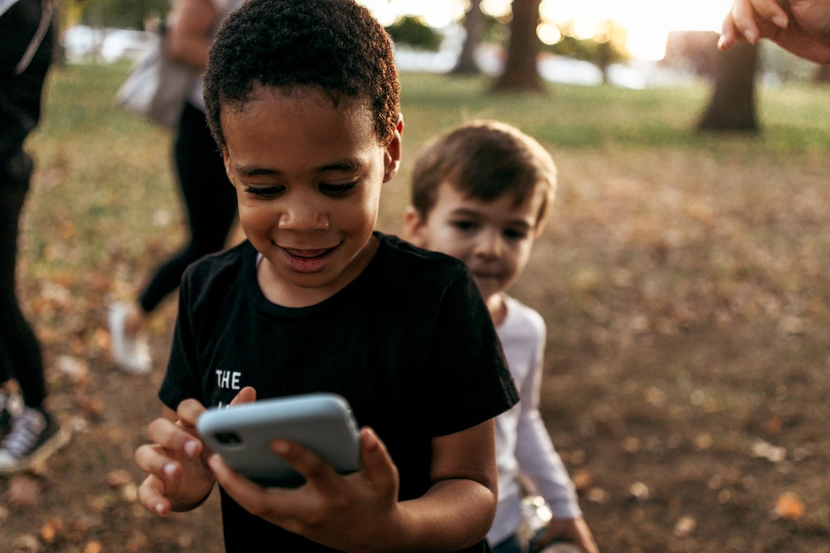 SCFChildren's tweet image. Snap a pic and soak in the nature around you. Being in nature promotes positive mental health and wellbeing.  #NationalNaturePhotographyDay #NatureAccessProgram
