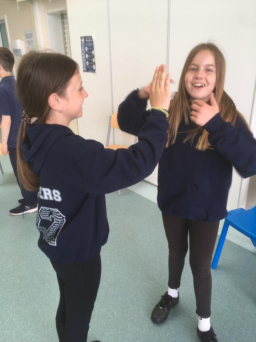 📣Todays blog post for #YouthWorkWeek is about our Mind Matters Group!

Mind Matters fits in with the 5 ways to wellbeing through #takingnotice, #Keeplearning and #weareconnected #give 📣

pointypt.org.uk/point-news/min…

<a href="/CWVYS/">CWVYS</a>    
#ThisIsYouthWork #youthworkwales #gwaithieuenctidcymru