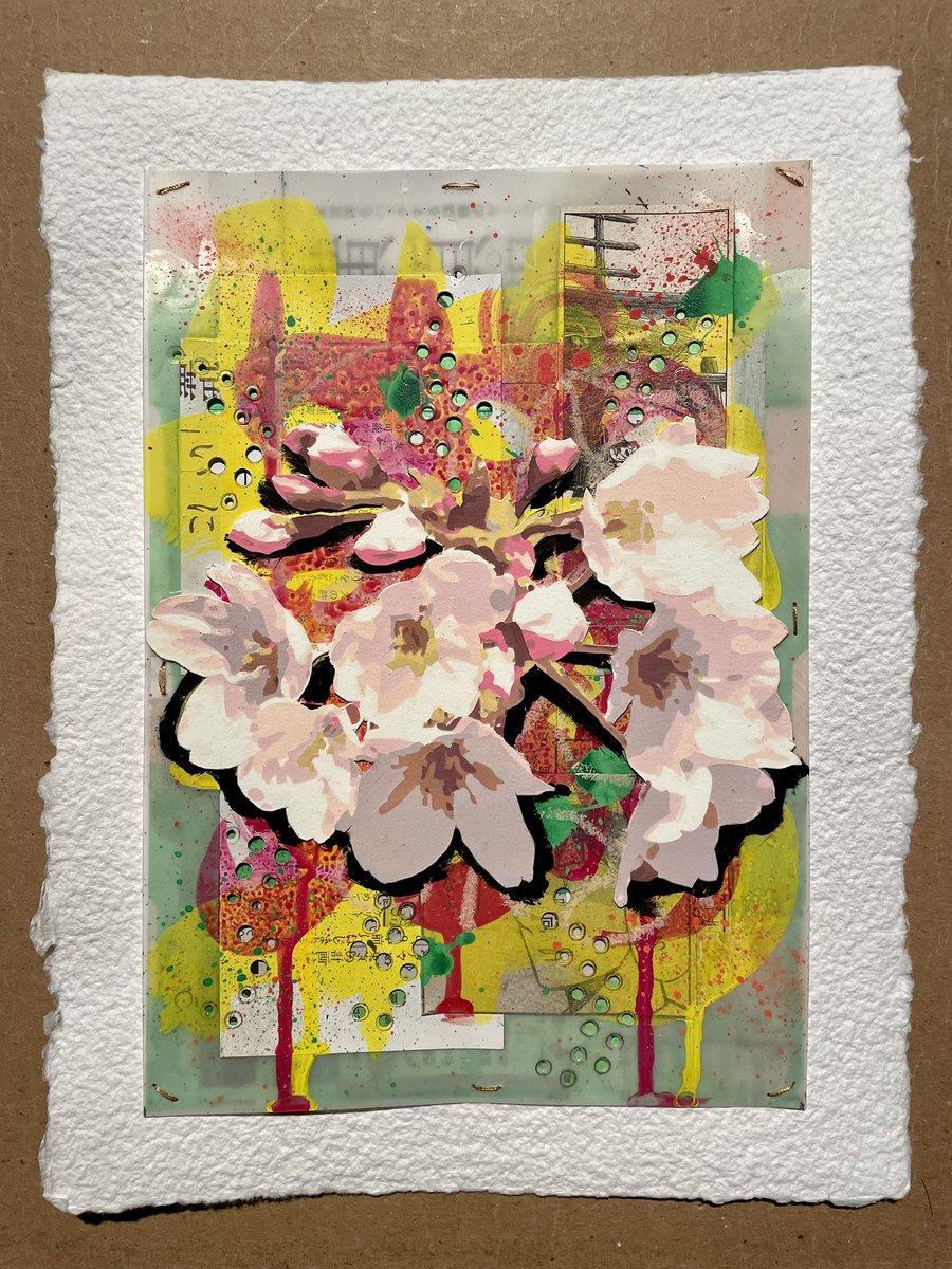 “Mini Sakura n°9”

12 x 9 in.

Acrylic, oil pastel, newspaper, manga, handmade paper, on Duralar and heavyweight watercolor paper stitched together with vintage Japanese 24k gold thread

#art #arte #アート #artist #artoftheday  #fineart #flowers #花 #japan #日本