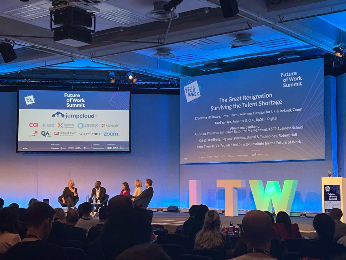 TheCommsCo's tweet image. We&apos;re also back at @LDNTechWeek today for another day of fantastic panel discussions about solving the #TechTalentShortage, the importance of #DiversityandInclusion, and how to create a culture of #Trust.