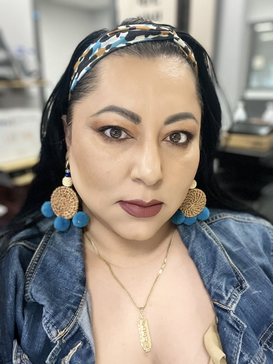 Chicanatravels's tweet photo. Day 15
♋️ 🌞 ♋️ 🌞 ♋️ 🌞 
GM beautiful peeps🌞 

Make sure you get your Vitamin D. 🙃

Last couple day of work til Aug. 🧳 ✈️ time is upon me and I’m so excited I feel like a 👧🏽. 
#bornmonth #cancer 
#medusa #junebaby #Latina #Latinalandia 
#june #summervibes #blue #sky #summer https://t.co/VdioBhOp7u