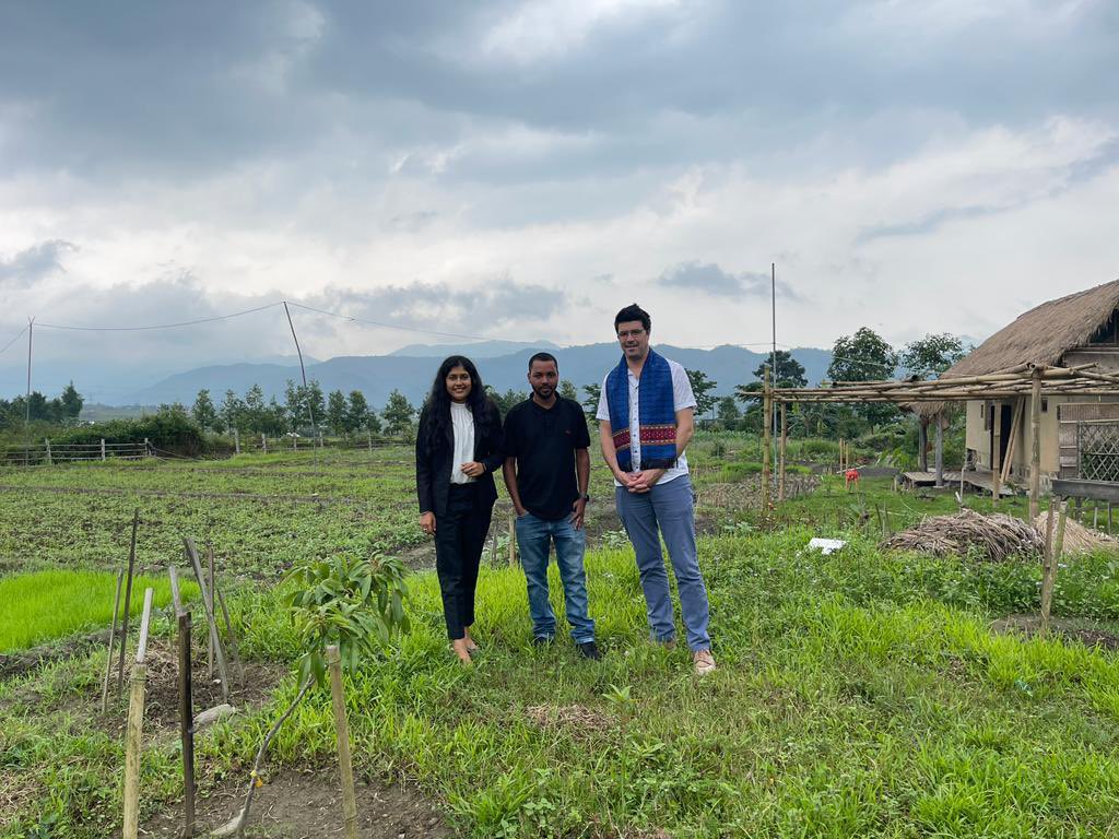 #Conservation and #sustainability are key priorities for 🇨🇦
Head of Advocacy Program <a href="/shonker81/">Colin Shonk</a> visited Rural Futures site of <a href="/naturenomics/">Balipara Foundation</a> in #Manipur 🇮🇳, which is promoting sustainable futures for local farmers through #AgroDiversity and capacity-building.