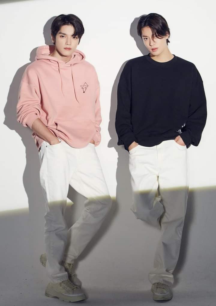 Kangen

; taeyong x yuta few tweets local au
Ⓒ︎awesomeyoit, 2022