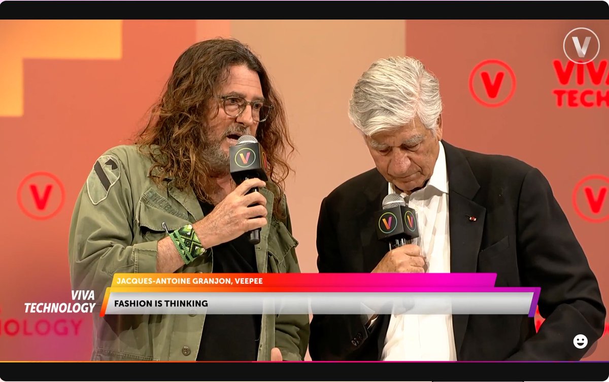 Topic "#Fashion &amp; #Upcycling" avec le créateur de #VEEPEE
➡️Encore un sujet autour de la #DigitalRevolution au service de #GreenRevolution à <a href="/VivaTech/">Viva Technology</a>, ON ADORE ! 😍🌿

#VIVATECH #MBADMB #VIVAMS #MICROSOFT