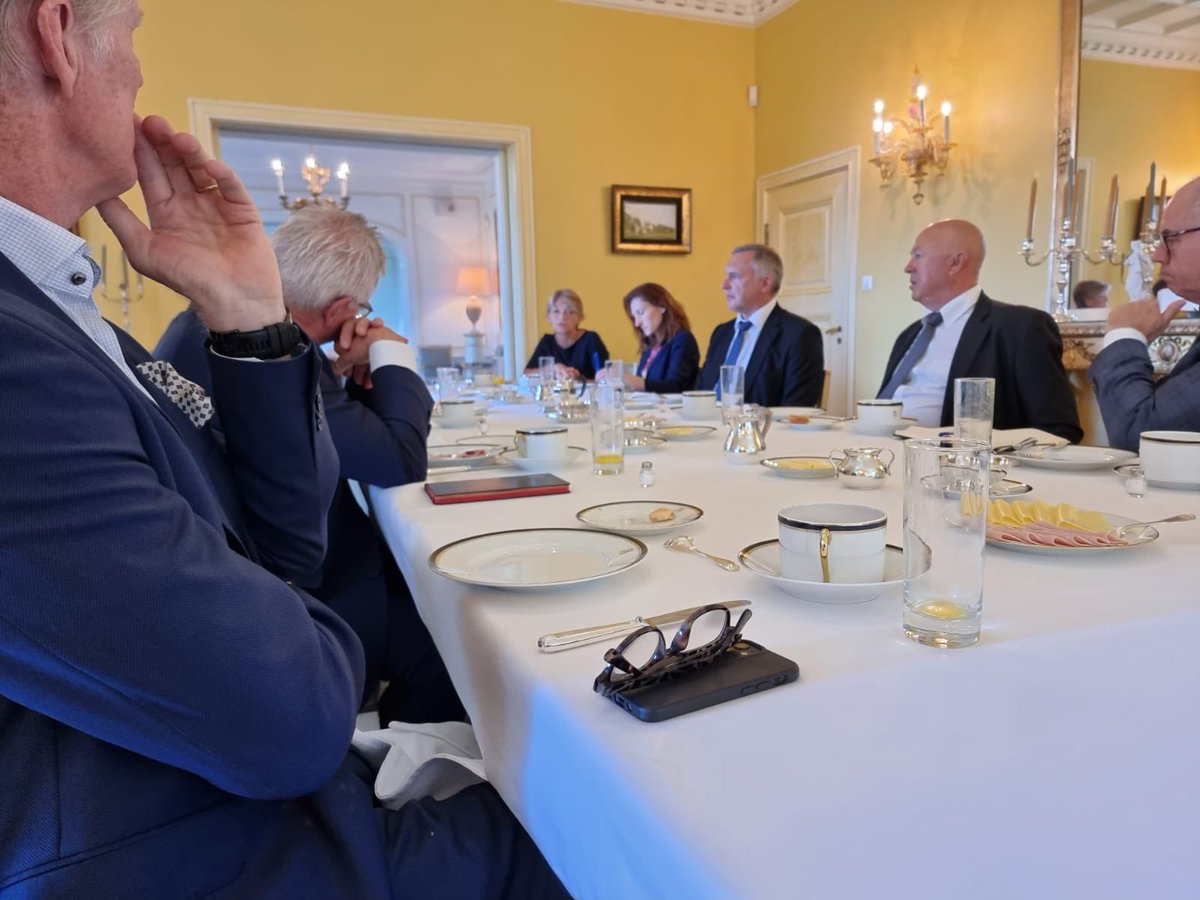 La France en Norvège tweet media