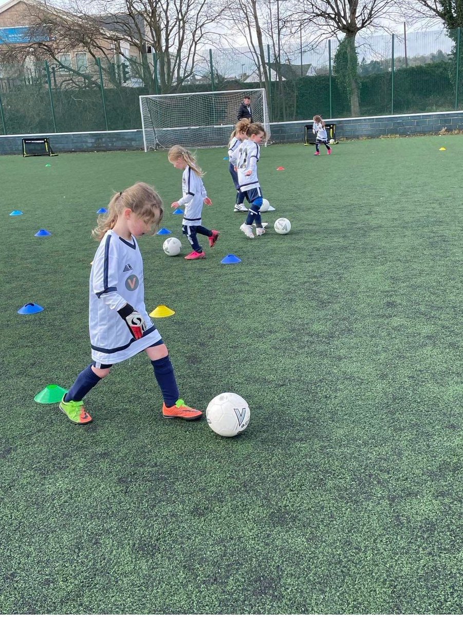 Are you the parent of a girl going into Year 1 in school? Is your daughter looking to learn how to play football and have fun times/meet new friends whilst doing so?  If your child is interested in joining please get in touch www.Guiseley juniors.co.uk
