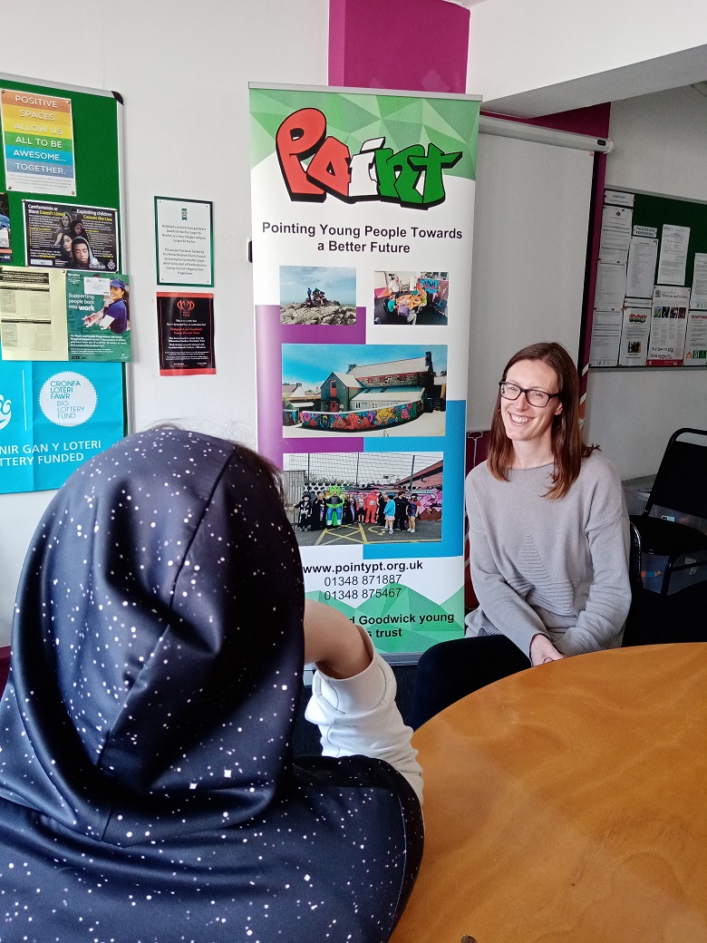 🧍‍♀️🧍🧍‍♂️Todays blog post for #YouthWorkWeek is about our Mentoring scheme!

Mentoring fits in with the 5 ways to wellbeing through  #Keeplearning #weareconnected #give 🧍‍♂️🧍🧍‍♀️

pointypt.org.uk/point-news/men…

Youthwork Inwales   
#ThisIsYouthWork #youthworkwales #gwaithieuenctidcymru