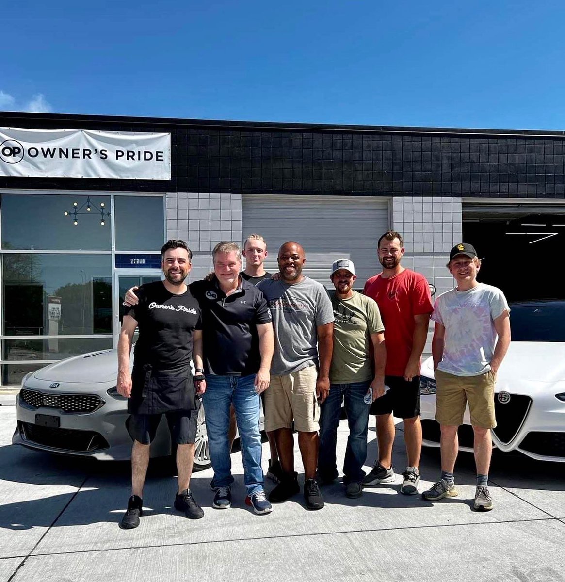 paulojassuncao's tweet photo. The Owner’s Pride PPF training was a huge success. @mack_gregory never disappoints and the Omaha team showed us amazing hospitality!! Thanks to all the participants and see you soon!
#ownerspride #omaha #ownerspridecanada #stalbert #ppf #ppftraining #3m #xpel #legendppf https://t.co/gXm4nzpmF0