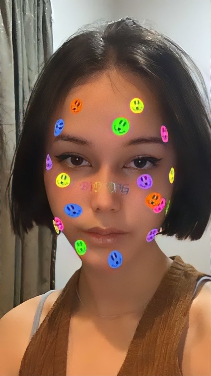 banoffeepiesimp's tweet photo. photo reference 💚 https://t.co/3cmK14NxSe