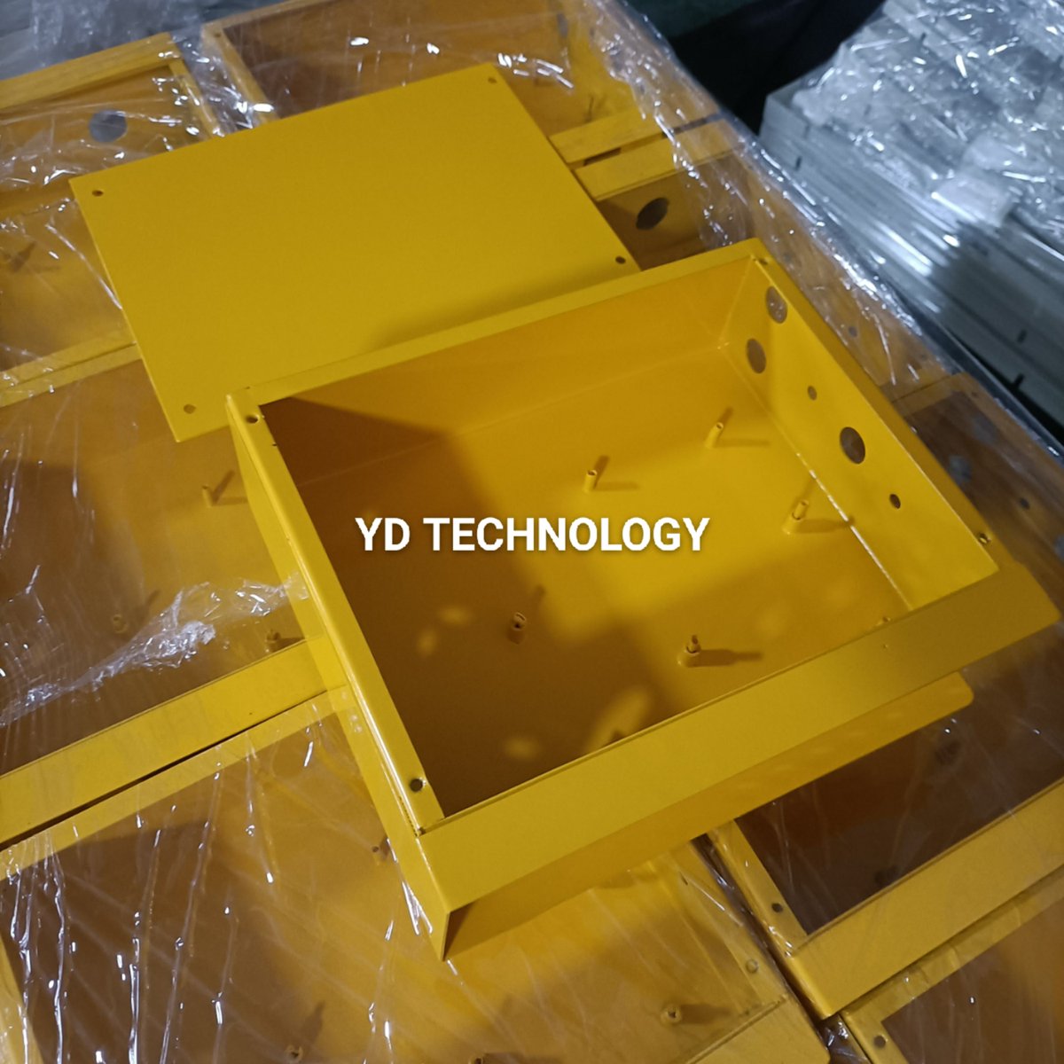 CncSheet's tweet photo. we have 12 years of experienc in CNC, sheet metal fabrication, automation equip, integrating machine design, R&amp;D, production, manufacturing and sales. 

#sheetmetalfabrication #automationequipment #bendind  #cnc #industrialcomputerbox #switchbox https://t.co/i8lcBHIIUz