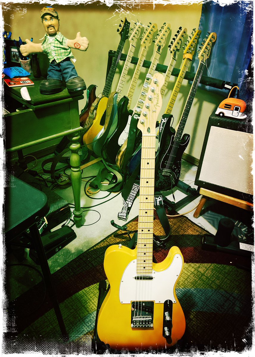 kabiggidy's tweet photo. From Daddy O’s in Stillwater, please welcome the latest edition to my guitar  family. https://t.co/EY0qINSnU1