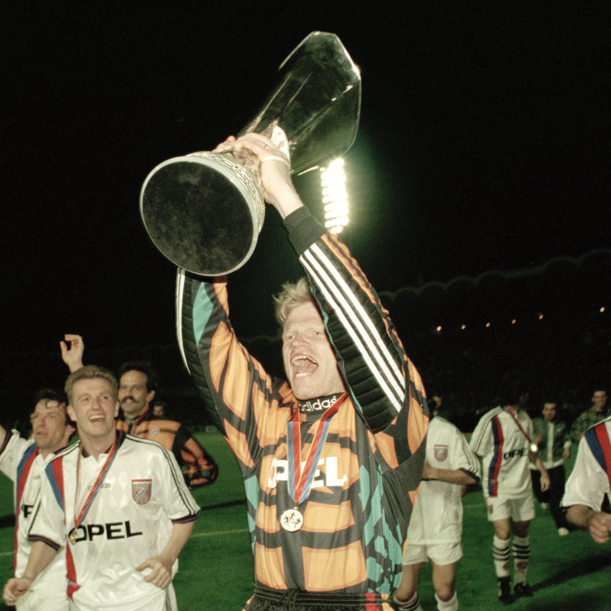  1  9  9  6   Happy birthday, Oliver Kahn  