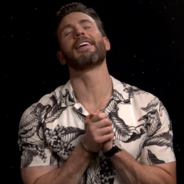 safeevansstans's tweet photo. chris evans just one chance https://t.co/JLBlNvCLdo