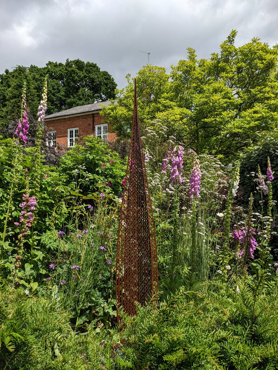 LucyParford's tweet photo. Showborough House Garden Sculpture Exhibition is a lovely place to wander around in the sunshine. It's running until this Sunday ☀️

#sculpture #garden #tewkesbury #Gloucestershire https://t.co/4oH9HZ9Fc1