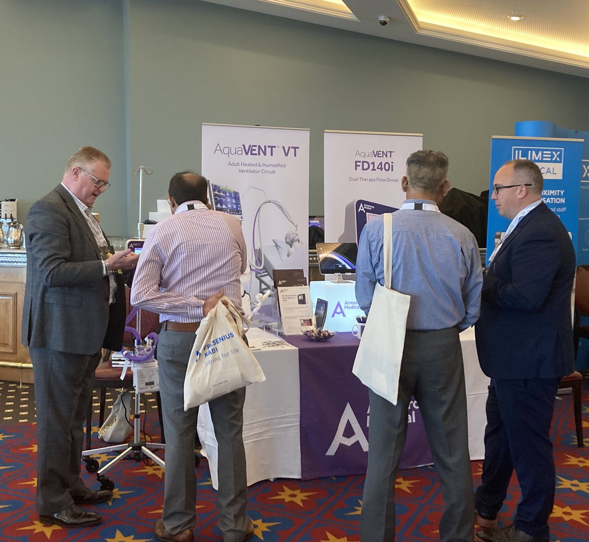 EakinResp's tweet photo. Demonstrating the #FD140i , our dual therapy flow driver, to delegates at #CCR22.
#controlwithoutcomplexity #cpap #hfot https://t.co/bwDvPaMYsq