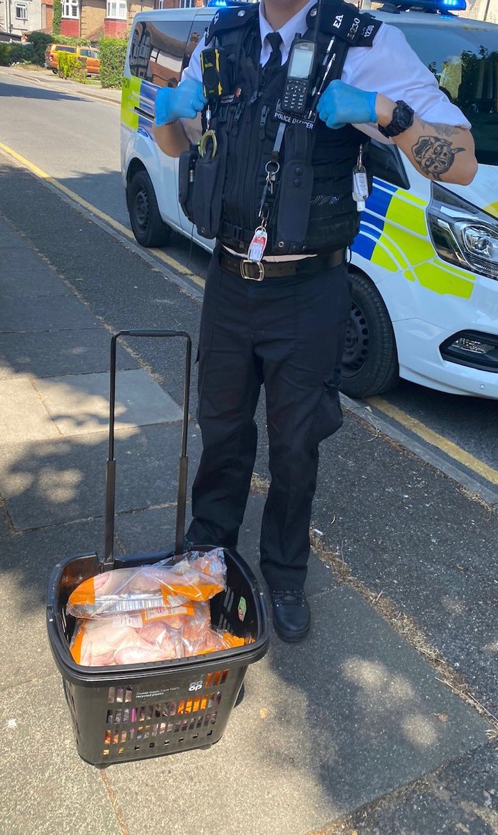 Chick this out... We're aware that the new @coopuk on Main Road has been targeted by thieves recently. ERPT & TCT officers quickly on scene just now to detain a male with +£100 worth of meat! A wheelie silly move I'm sure you'll agree! 1 arrested. 645EA