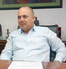 #Cuba #LaHabana Muchas felicidades en su 55 cumpleaños al valioso compañero Roberto Morales Ojeda, miembro del Buró Político y secretario de Organización del Comité Central del Partido Comunista de Cuba. <a href="/PartidoPCC/">Partido Comunista de Cuba</a> <a href="/DrRobertoMOjeda/">Dr. Roberto Morales Ojeda</a>