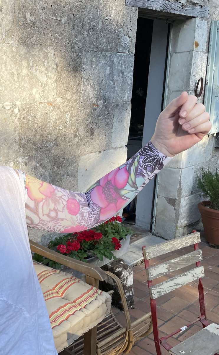 weirb4's tweet photo. If you’re going to have a compression sleeve, might as well have one that looks like a tattoo (sadly not available on the NHS) https://t.co/sEvz7QADzi