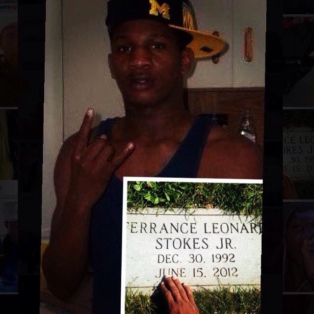 kirkstro02's tweet photo. 10 Years Ago I Was 14 Answering The Door For Yo PO Who Asked If You Was At The Crib Knowing You Wasn’t…. Told Em No And He Told Me You Was A Victim To A Shooting The Night Before.. And Still To This Day The Shìt Hurt Like It’s Fresh 💔 #RipTStokes https://t.co/jxHGcePlmB