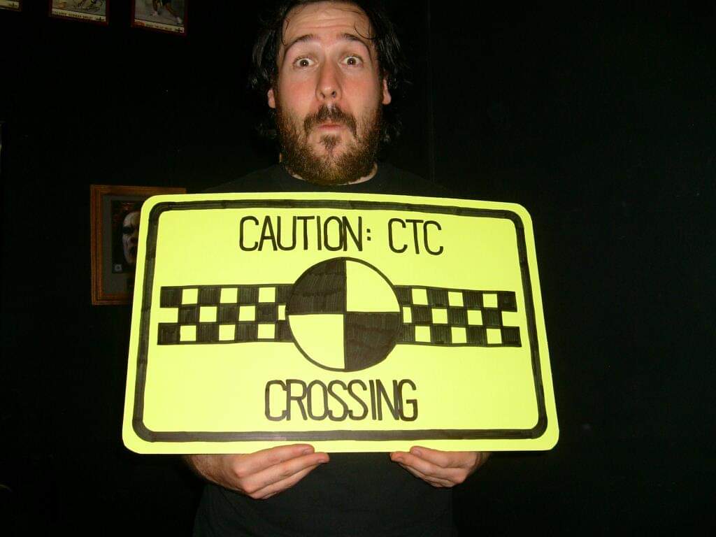 LVSignChick's tweet photo. @CutThroatCody has always had good words to say about my signs, and actually owns a few of them!
#WrestlerPositivity #SignLadyHistory https://t.co/1TnBrRsF9E