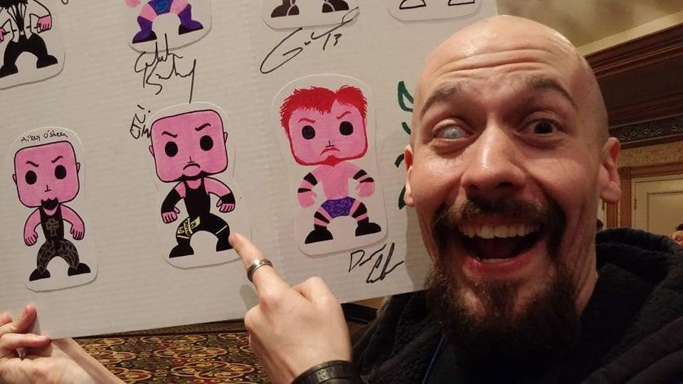 LVSignChick's tweet photo. @CutThroatCody has always had good words to say about my signs, and actually owns a few of them!
#WrestlerPositivity #SignLadyHistory https://t.co/1TnBrRsF9E