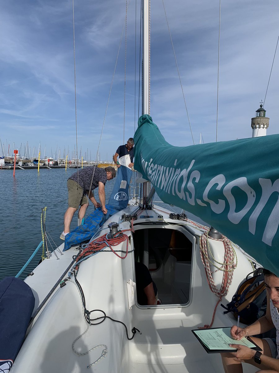 TeamNaoned's tweet photo. La Team Naoned est bien arrivée à Port Haliguen! Nous avons pris possession de notre bateau, fait l’inventaire… Demain journée d’entraînement, avant d’attaquer les courses vendredi ! #ArmorCup2022 https://t.co/uTbfEIe49A