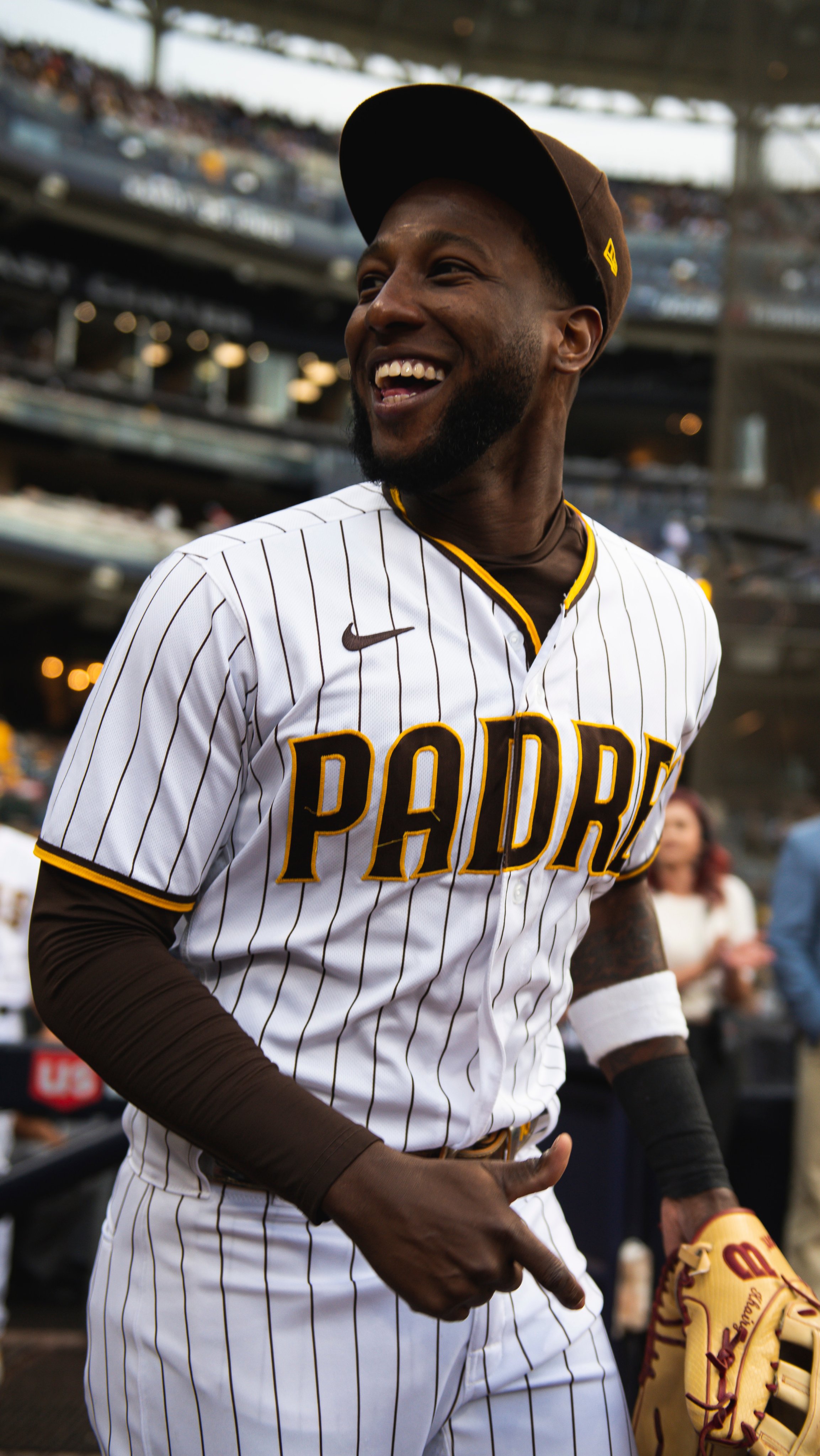 Thought this would be a nice wallpaper [OC] : r/Padres