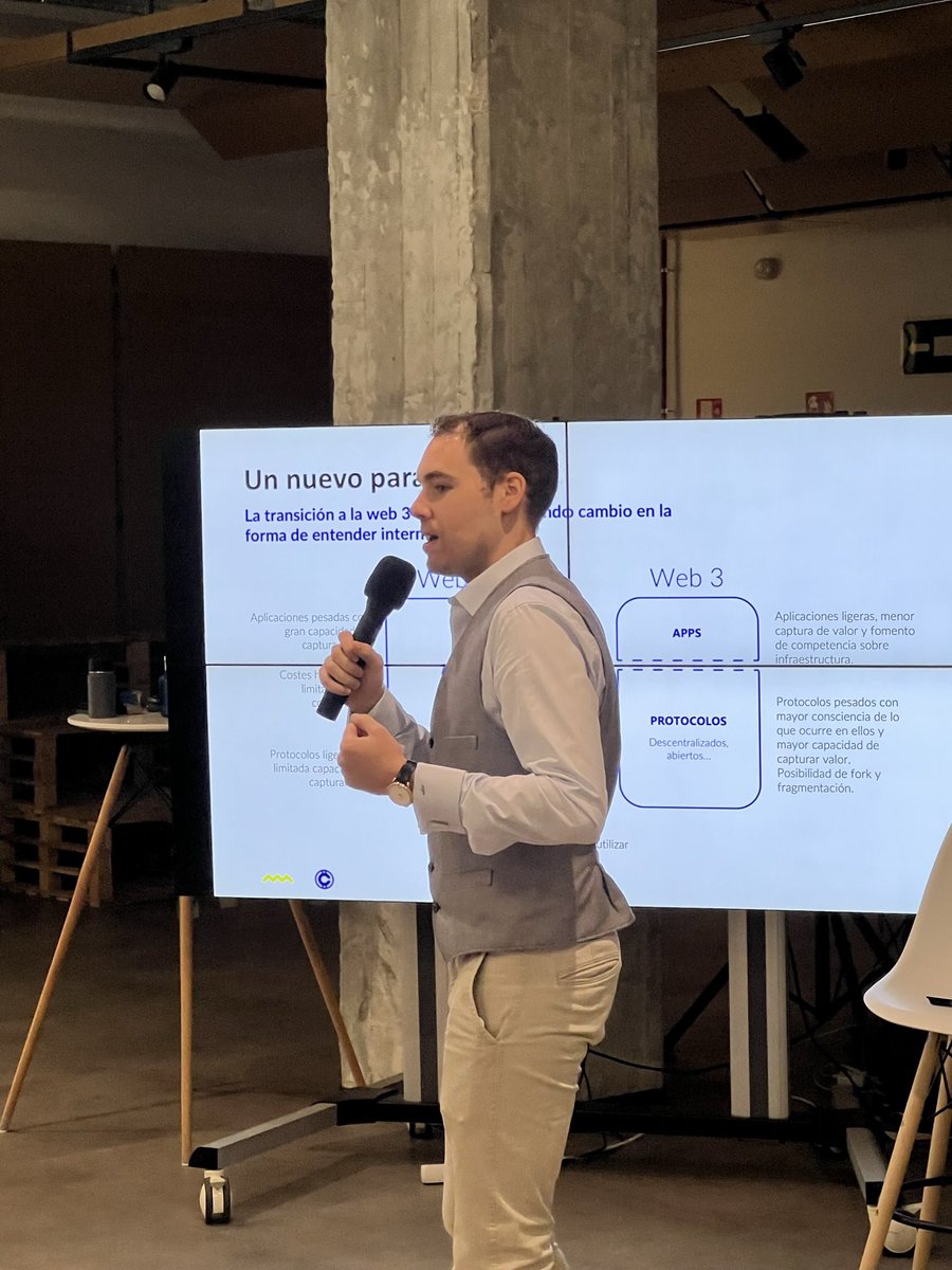 pepesdog_en's tweet photo. Hoy hemos dado a conocer #CryptoplazaTech by #Barrabés. La vertical corporativa de @cryptoplaza_es y @Barrabesbiz especializada en el desarrollo de proyectos de innovación abierta con corporaciones, DAOs #globales y protocolos #DeFi, #Play2Earn y #ReFi. https://t.co/xLF3bg5jmx