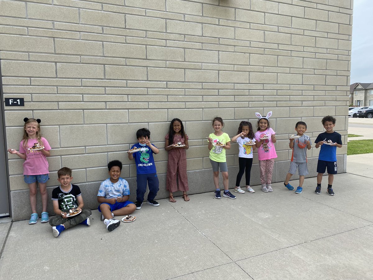 Thank you <a href="/stalphonsaDP/">St. Alphonsa Catholic Elementary School</a> for the delicious funnel cakes! 🎉