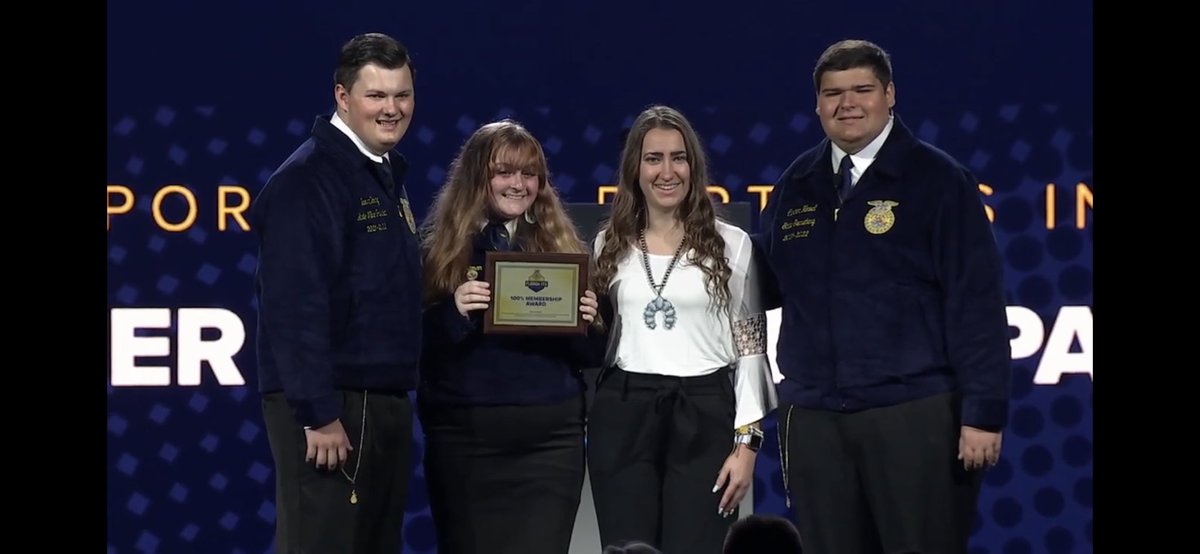 ffa_hudson's tweet photo. 100% Membership Award! 🐍❤️💛 #hudsontough #flaffa @hhscobras https://t.co/7a18fGtczs
