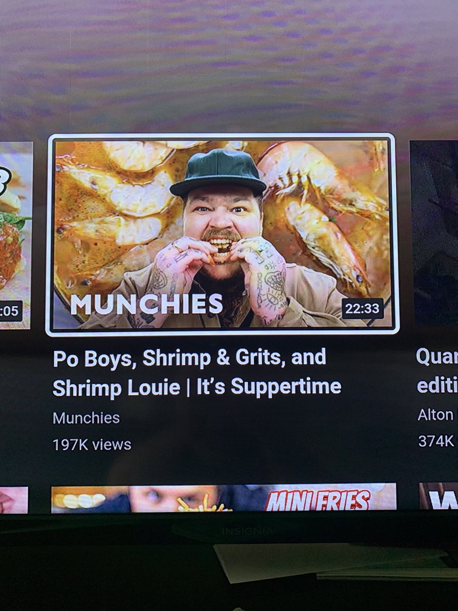 Pezboy715's tweet photo. @munchies @mattymatheson Do you guys do this on purpose? With the video length? I feel like I found a glitch in the Matrix. https://t.co/2kXmp1K8so