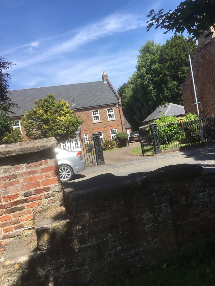 FS2 Teacher tweet media