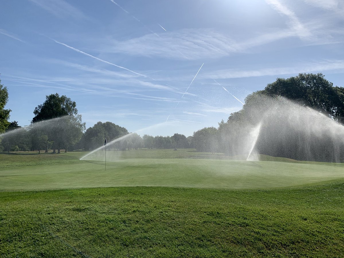 A light topdress on the greens this morning followed by a watering in and hand watering any areas prone to drying out
