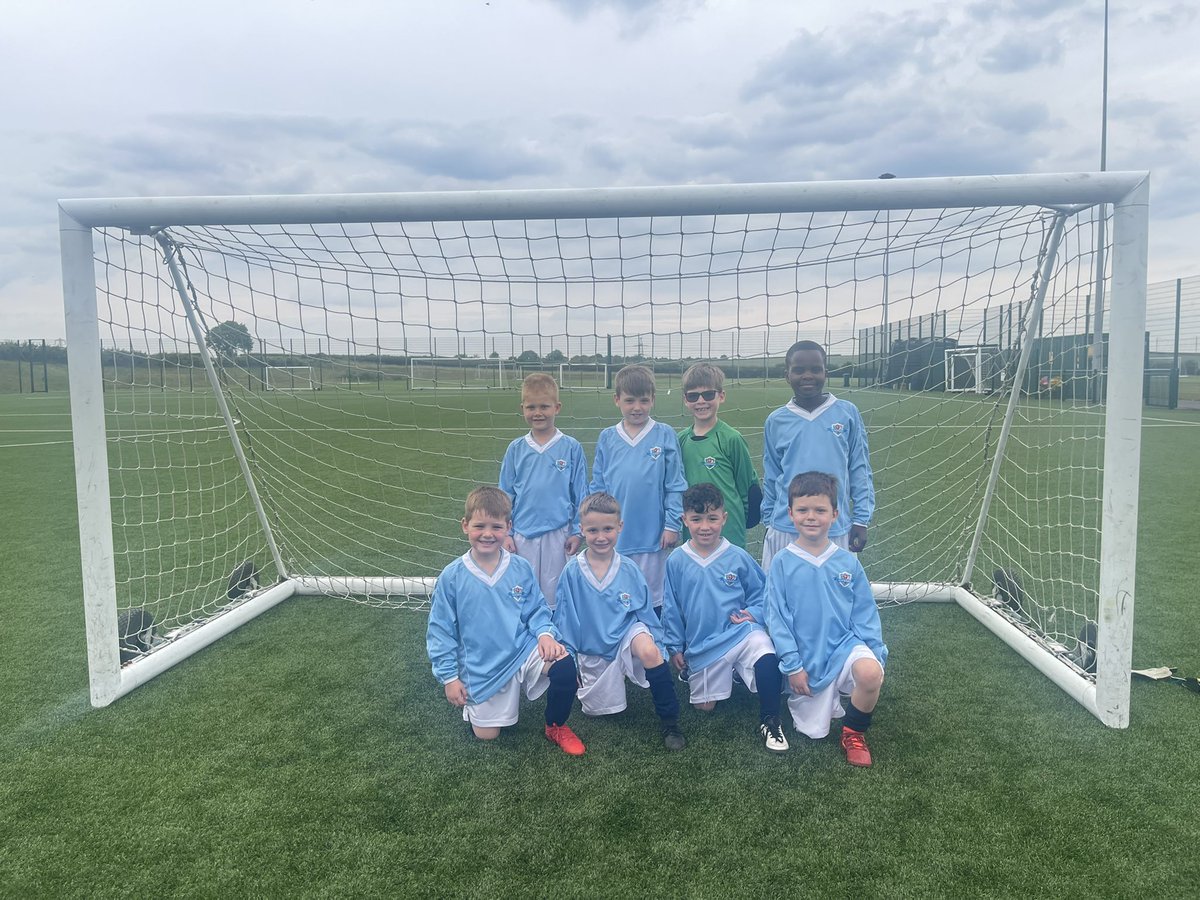 HucknallFHA's tweet photo. A great performance from our KS1 football team this evening in their first tournament. @MTFCSTAGSFITC @HFHAMrPlatts #Enjoyment #Makeeverydaycount https://t.co/ixng8TzVlU