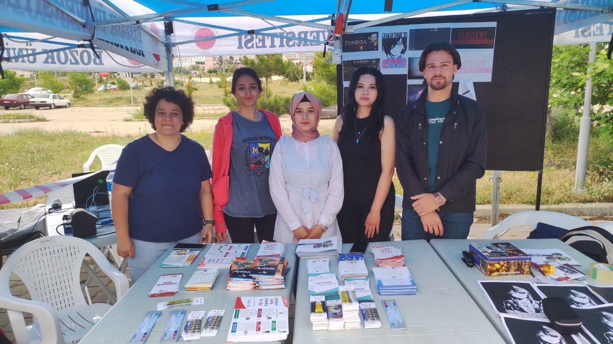 sorgedorg's tweet photo. 2022 Avrupa Gençlik Yılı #EYY2022 kutlu olsun.🇹🇷🇪🇺

14-15 Haziran tarihlerinde Yozgat Bozok Üniversitesi Kampüsünde stant açarak gençlerimizi Erasmus+ ve ESC programları hakkında bilgilendirdik. https://t.co/VAT4Ir7UdH