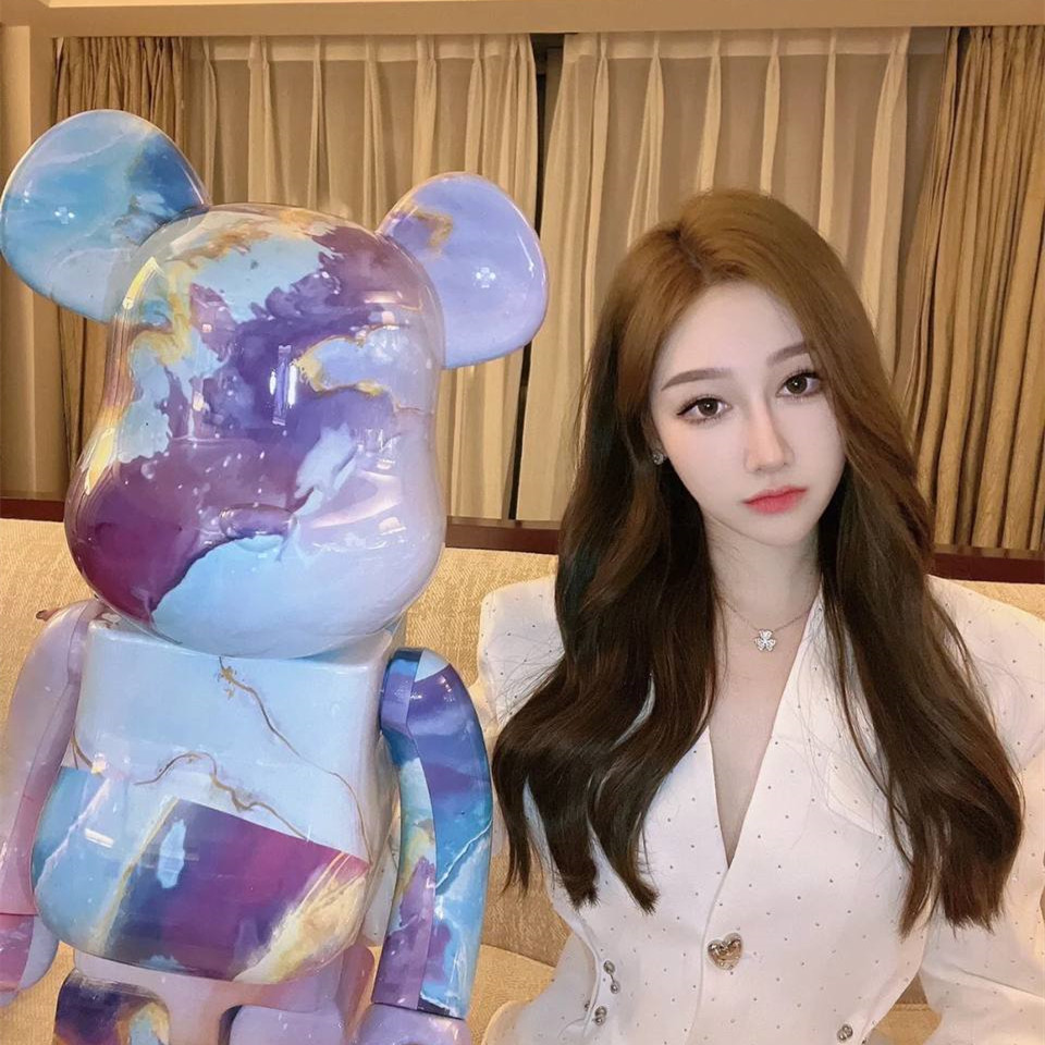 AlecyHurst's tweet photo. In memory of the two building block bears I purchased😍 https://t.co/Tq0zZP3NPe