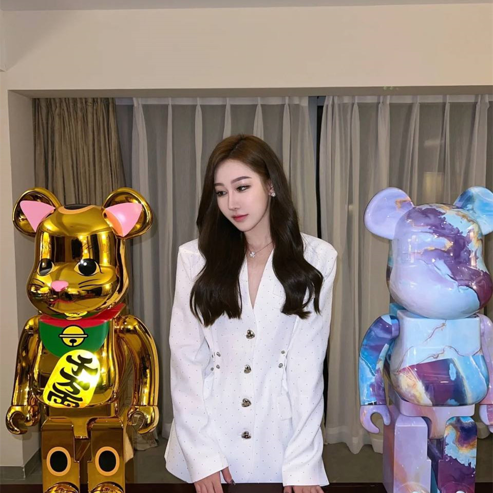 AlecyHurst's tweet photo. In memory of the two building block bears I purchased😍 https://t.co/Tq0zZP3NPe