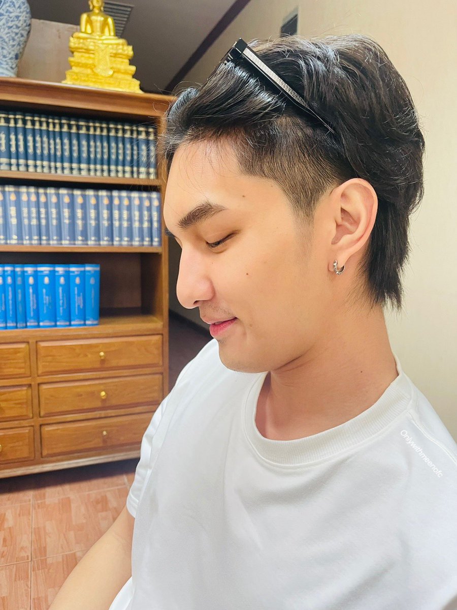 OnlywithmeenOfc's tweet photo. HBD น๊าาาา  My Main #MeenNattakrit มีความสุขมากๆ น๊า อยู่เป็นรอยยิ้ม เป็นความสุขให้กันแบบนี้นานๆ นะคะ … รักมากๆ นะ 💛💛💛

#SmileMeen #ตามใจMeen https://t.co/oYpstZbZat