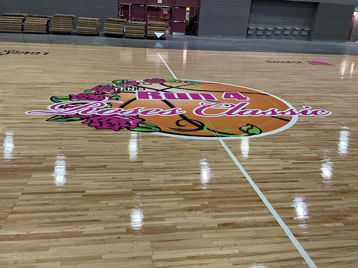 TFNsRun4Roses's tweet photo. Freshly painted Roses wooden court is ready...are you? 😏 🌹🌹
#run4roses #ohiobasketball #hoops #basketball @kyexpocenter https://t.co/gxnemmTyjF