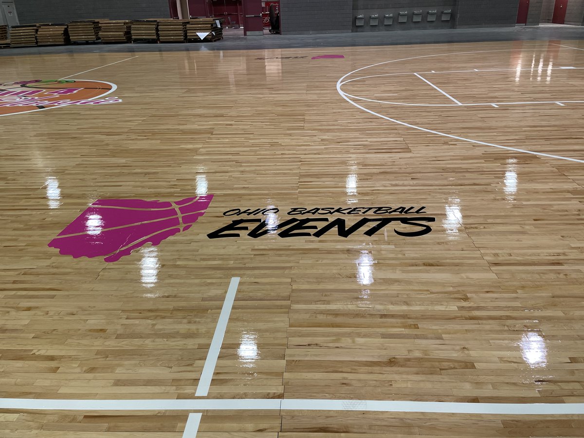 TFNsRun4Roses's tweet photo. Freshly painted Roses wooden court is ready...are you? 😏 🌹🌹
#run4roses #ohiobasketball #hoops #basketball @kyexpocenter https://t.co/gxnemmTyjF