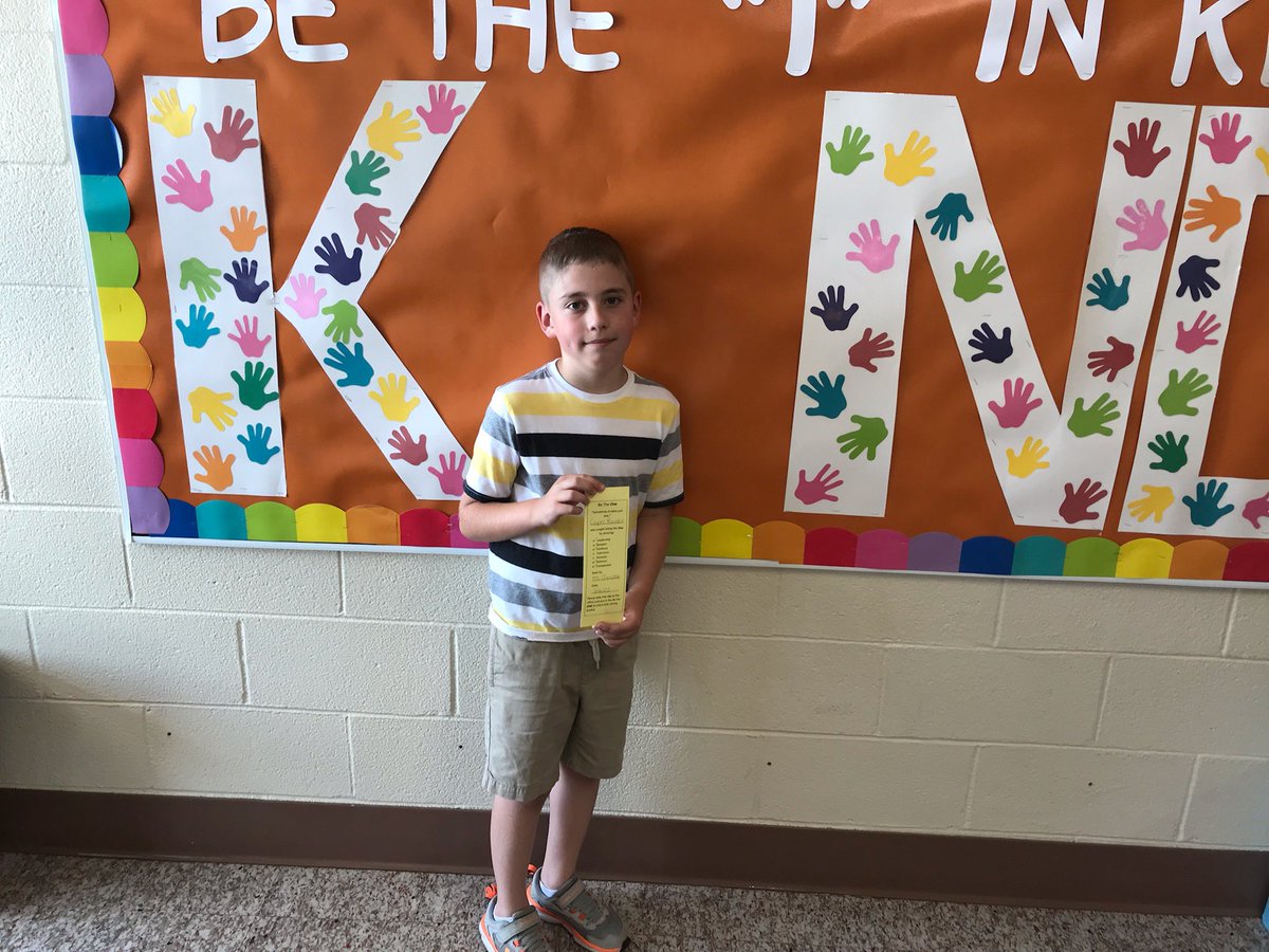 Cooper is our student of the week showing leadership, respect, kindness &amp; patience helping his classmate. #BeTheOneVFE