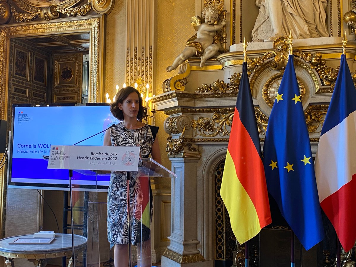 thehertieschool's tweet photo. Congratulations, félicitations, Glückwünsche! 🎉🎉🎉 @S_Stantcheva &amp; @tabouchadi take home the first-ever Henrik #EnderleinPrize for their research on the future of 🇪🇺. 1/3

@sciencespo @francediplo_EN @GermanyDiplo @DelorsBerlin @CBeaune @AnnaLuehrmann @NuffieldCollege @Harvard https://t.co/2DalfQctpz