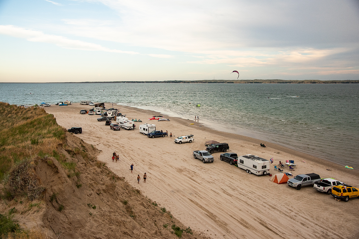 NEGameandParks's tweet photo. โ ๏ธ Heads up! Lake McConaughy and Lake Ogallala state recreation areas are fully booked from July 1-5 for overnight campgrounds, including beach campsites.
More info: https://t.co/S8ZJk90w0u
๐ท: Eric Fowler
#NGPCNews #4thofJuly #LakeMcConaughy #KnowBeforeYouGo #ILoveLakeMac https://t.co/JuDPwrWuXh