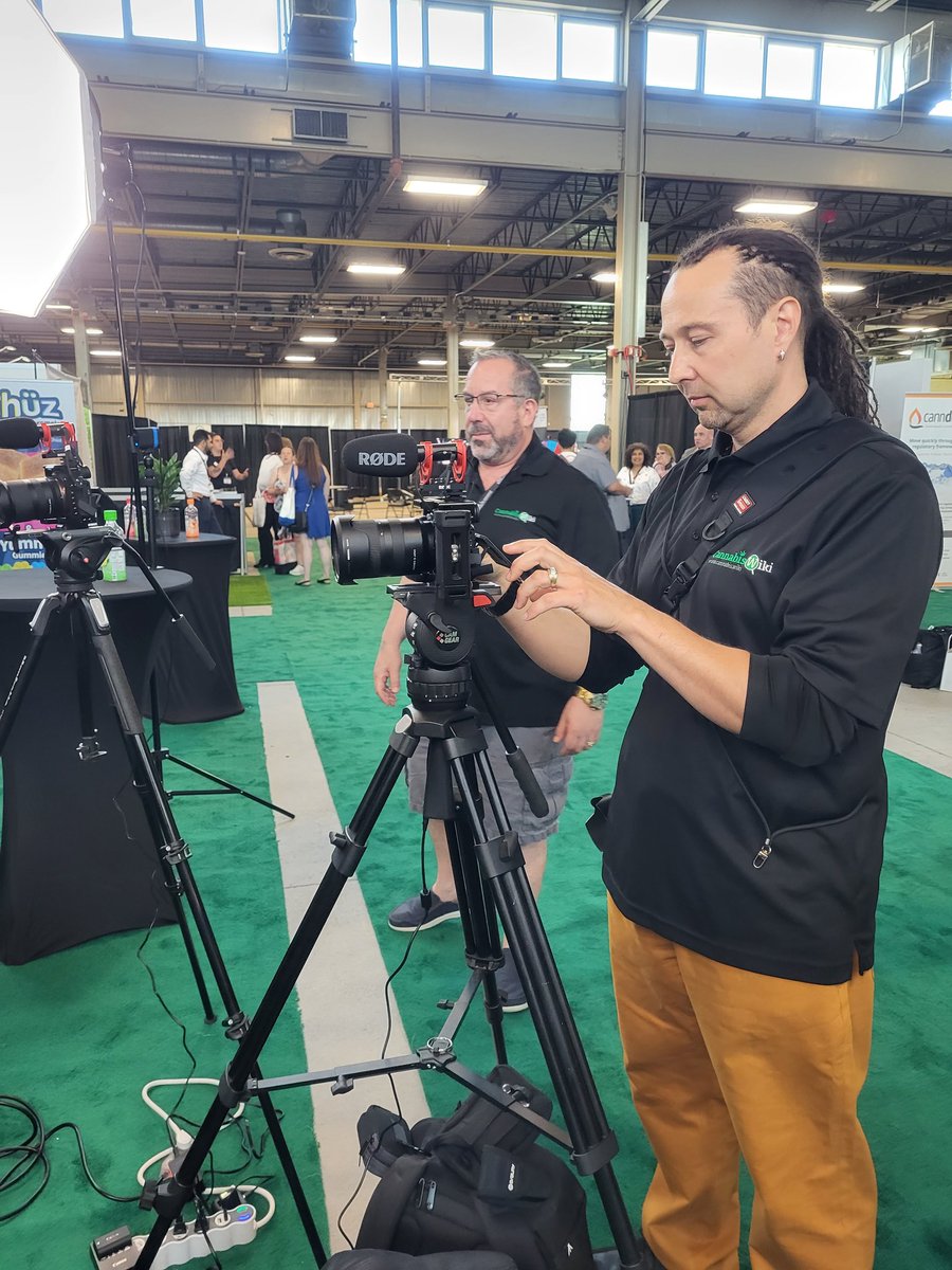 ondspotherbshot's tweet photo. https://t.co/wZsKd41LLb Conference and Expo putting in the work 🔥🔥📸📸

@strainexplorer @JacquiChilds @WesternFair https://t.co/NyLegKzHdM