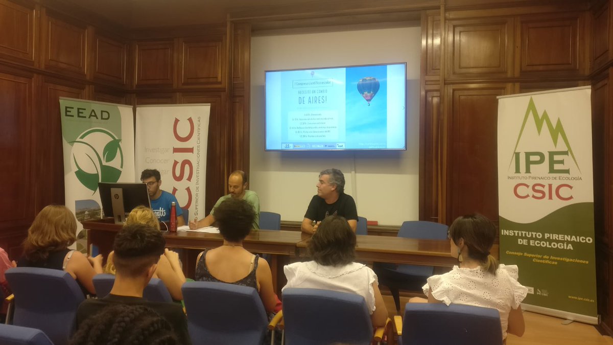 cpifpmontearago's tweet photo. Hemos participado en el "I Congreso Científico Escolar: Necesito Un cambio de Aires" de @IPEcambioaires 
¡Gracias! Ha sido inolvidable para Valentina  y Rubén
¡Enhorabuena, Rubén por ese 1er premio del Concurso de fotografía!
#medioambiente
#forestal
#ODS
@FECYT_Ciencia https://t.co/tlRBDhjpSr