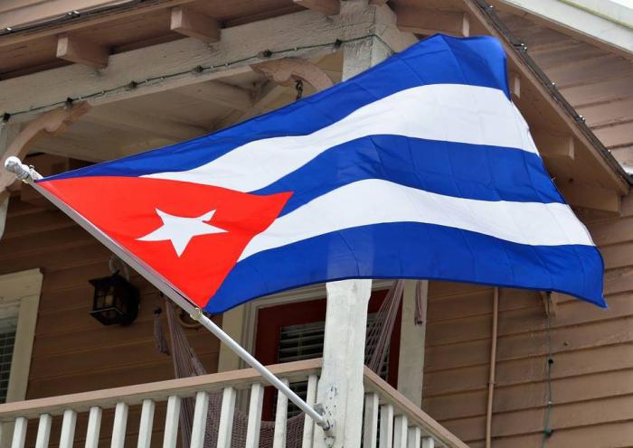 Somos un pueblo pacífico, amantes de la solidaridad. 
En #Cuba paz, soberanía y socialismo son indisolubles. 
#CubaPorLaPaz
#PorCamagueyTodo 
#ConCubaNoTeMetas