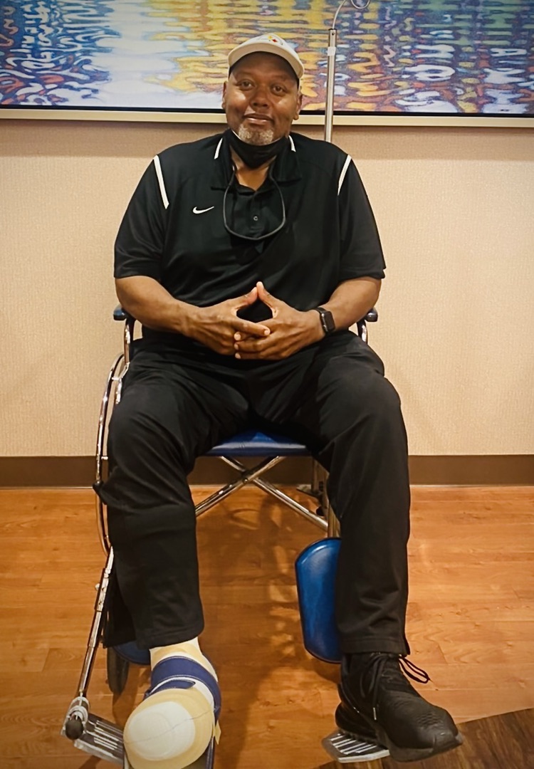 kerecis's tweet photo. Meet Mr. Alexander, who might just be receiving his last application of Kerecis! 🙏 
He's a retired police officer and a foster parent to a beautiful baby girl. We are excited for what's next for Mr. Alexander! 🩺  #patientsuccess #medical https://t.co/NbKI9ysxxY