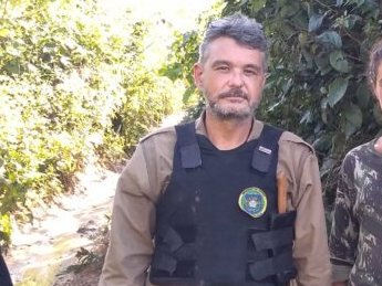 "A Abin foi na Funai atrás de mim", contou ao Sul21 o indigenista Ricardo Henrique Rao, que precisou deixar o Brasil para não morrer após denunciar crimes cometidos contra povos indígenas no Maranhão. Segue o fio  🧶👇🏾