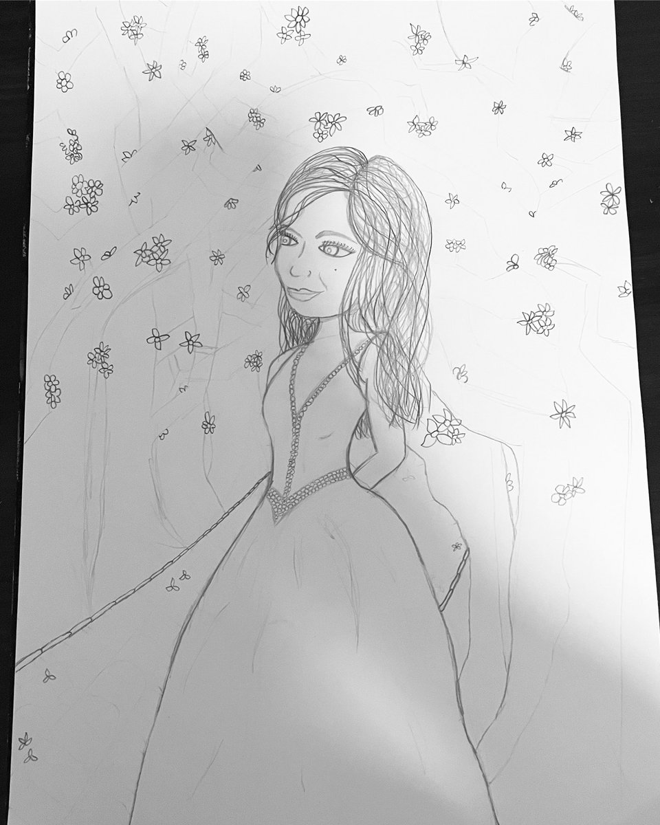 Neeksie's tweet photo. Drifted away and sketched for a while…. Now I’m itching to paint it and bring it to life. 🎨✍️

#sketching 
#painting
#ifinallymadeafacethatlookslikeaface
#progressnotperfection #momlife #blogger #positivevibes #girlswithtattoos #fitgirls #nerd #gamer #gamergirl #writer #writing https://t.co/GVvAMkHlGR